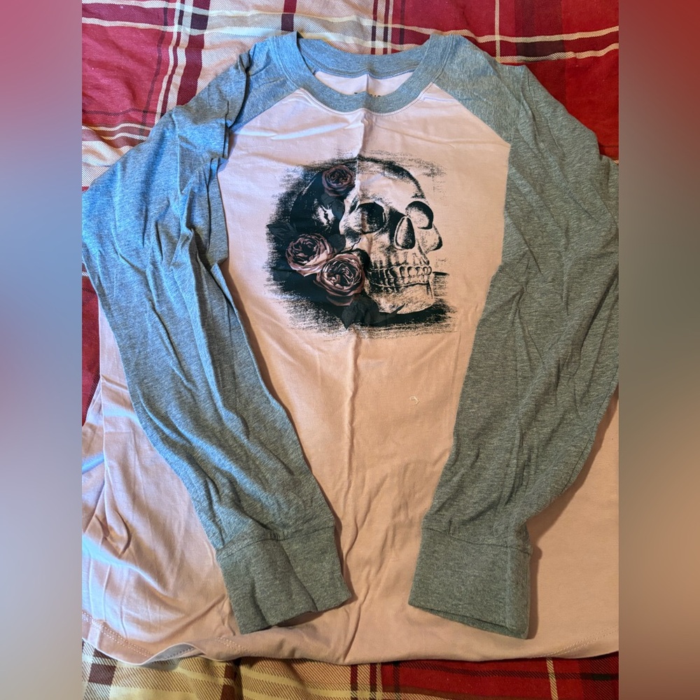 Torrid Gray and pink Long Sleeve Shirt